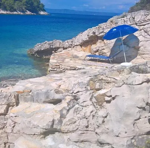 Stone House Mia Nyaraló *